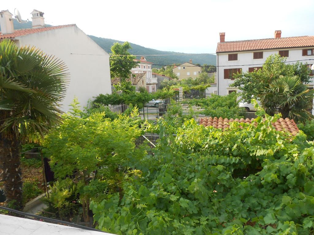 Apartmani Luiza Cres Δωμάτιο φωτογραφία
