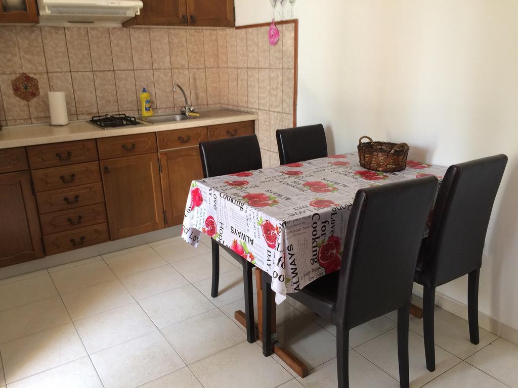 Apartmani Luiza Cres Εξωτερικό φωτογραφία