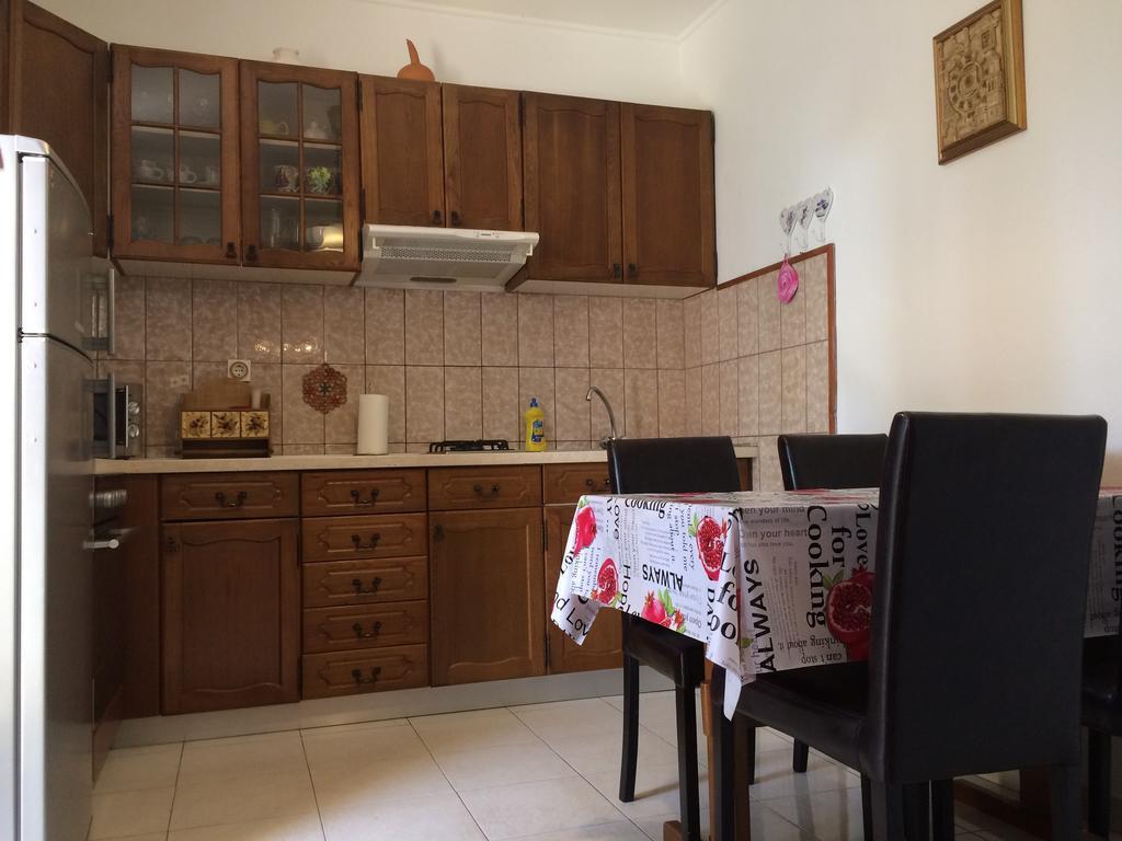 Apartmani Luiza Cres Εξωτερικό φωτογραφία
