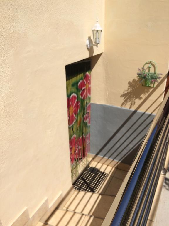 Apartmani Luiza Cres Εξωτερικό φωτογραφία